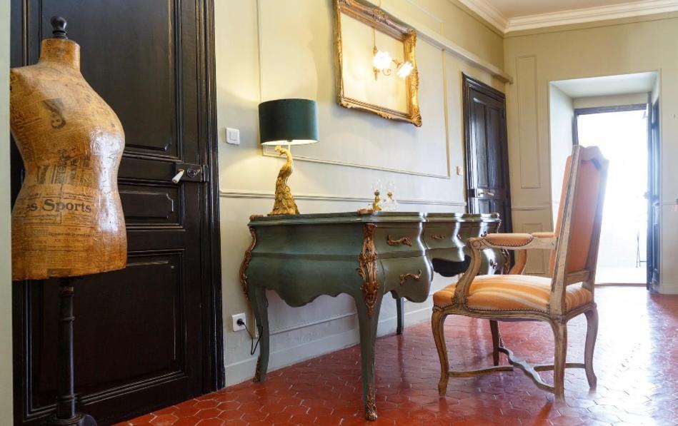 Le 215 Gambetta Boutique Hotel En Provence カヴァイヨン エクステリア 写真