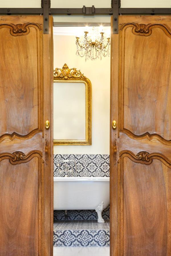 Le 215 Gambetta Boutique Hotel En Provence カヴァイヨン エクステリア 写真