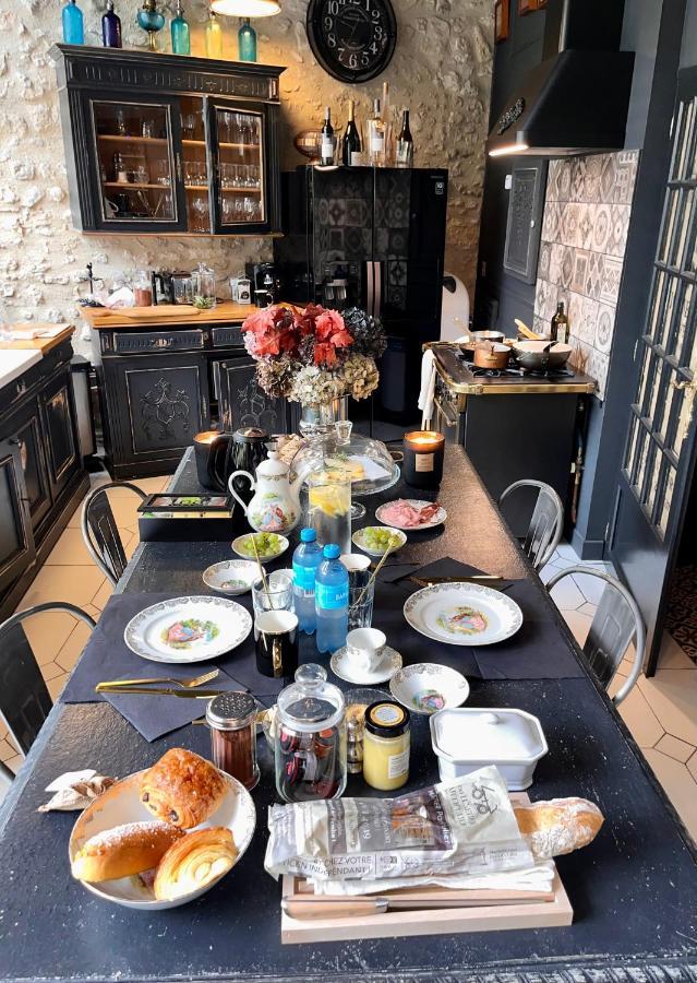 Le 215 Gambetta Boutique Hotel En Provence カヴァイヨン エクステリア 写真