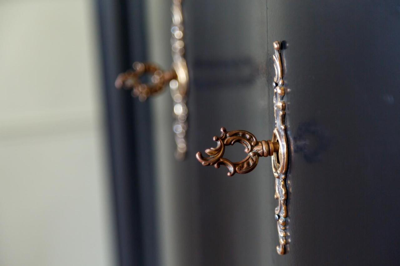 Le 215 Gambetta Boutique Hotel En Provence カヴァイヨン エクステリア 写真